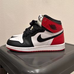 Size 4Y - Nike Jordan 1 High Black Toe Box Sneaker Shoe - Youth Michael Jordan