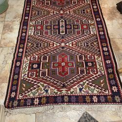 Handmade Rug From Iran 6ft By 4ft Silk And Wool Material