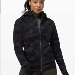 Lululemon Scuba Hoodie *Light Cotton Fleece- Size 12