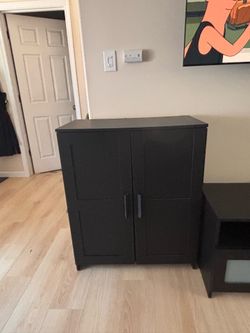 Black cabinet & entertainment center