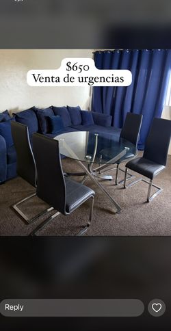 Glass Table With 4 Seats