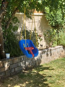 Baby swing