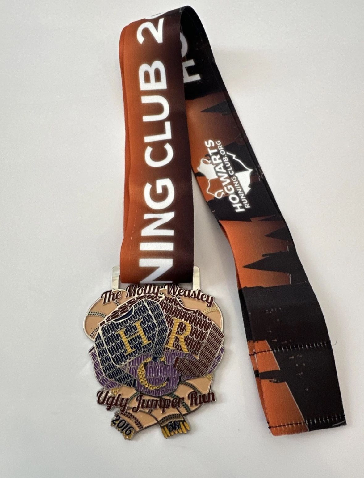Hogwarts Running Club 2016: Molly Weasley Ugly Jumper 5K Medal - Harry Potter