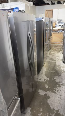 Frigidaire side by side refrigerator