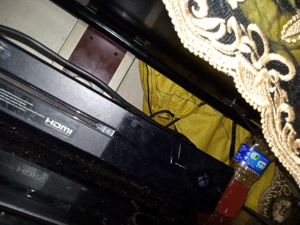 Selling Xbox With TV No Controllers But Comes With Account That Has About 25 Skin On Fornite Level 200 On Gta And 93 Overall On2k