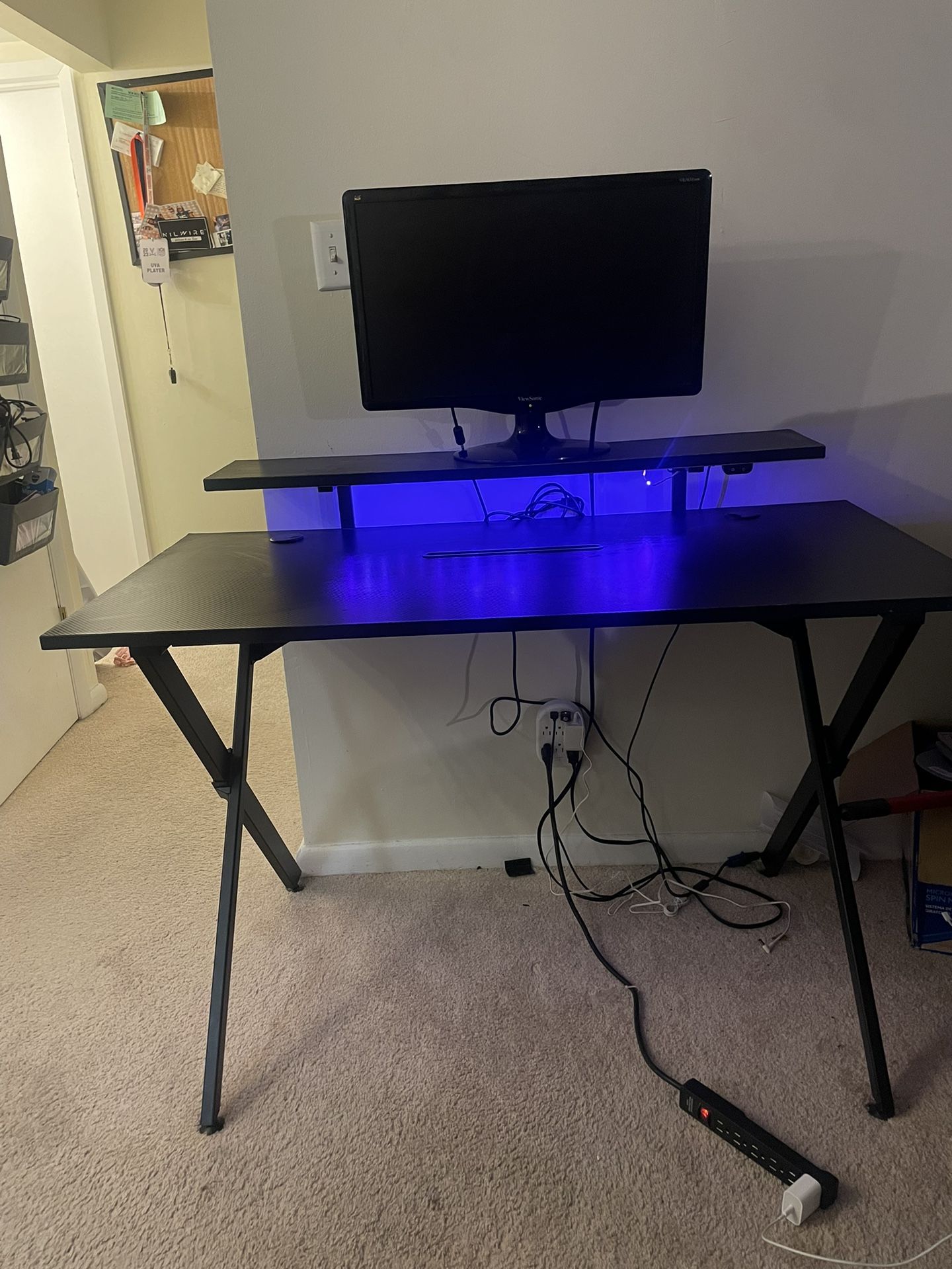 LED gaming Table W/Gaming Monitor