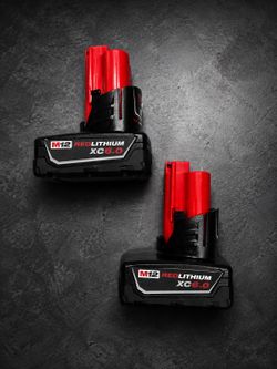 Milwaukee M12 XC6.0 Batteries 70 Each precio es por 1
