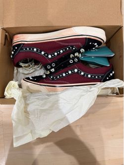 Satoshi Vans Size 9