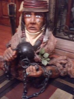 Wood statue