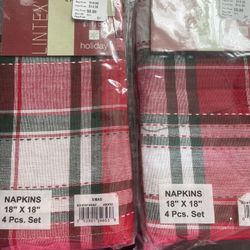 8 Piece Napkin Set