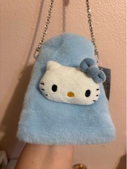 Hello Kitty x Forever 21 phone bag