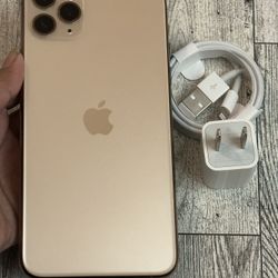 IPhone 11 Pro Max (64gb) Gold UNLOCKED, Excellent Condition 