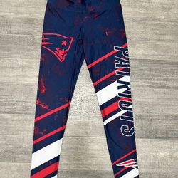 Women's Size Small New England Patriots Ultimate Leggings