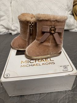 MK boots