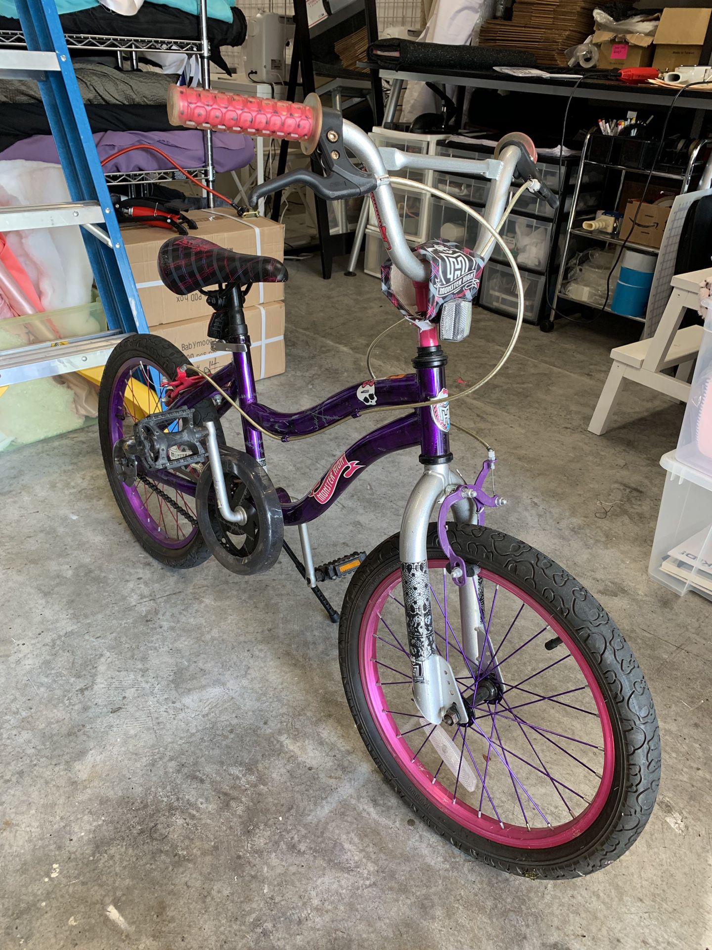Monster High 18” Kids Bike