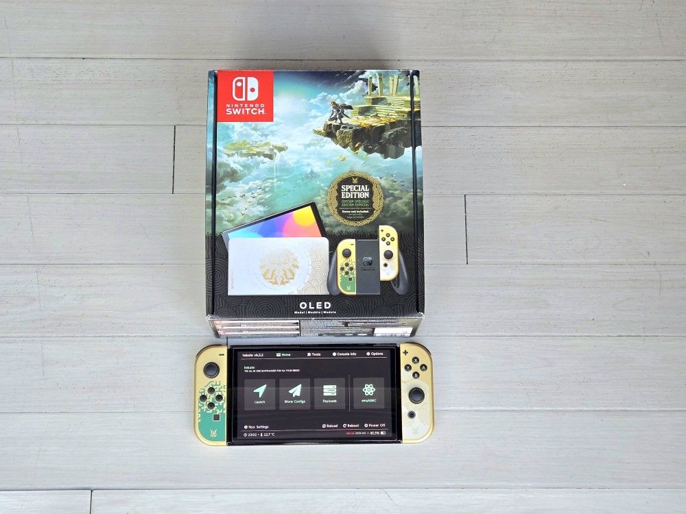 Nintendo Switch OLED