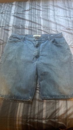 Loose fit Levi’s jorts