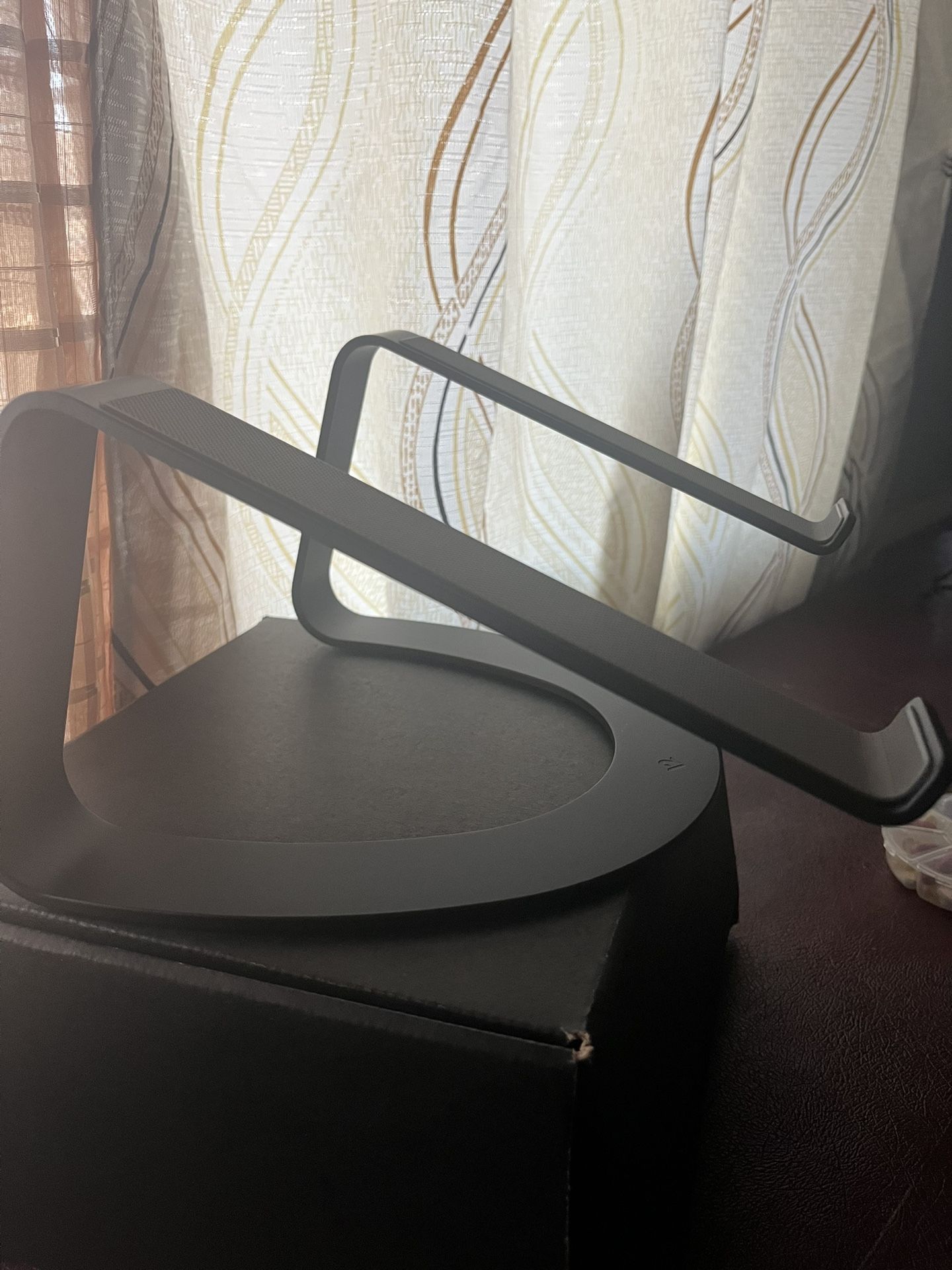 Desktop Stand For MacBooks And Laptops