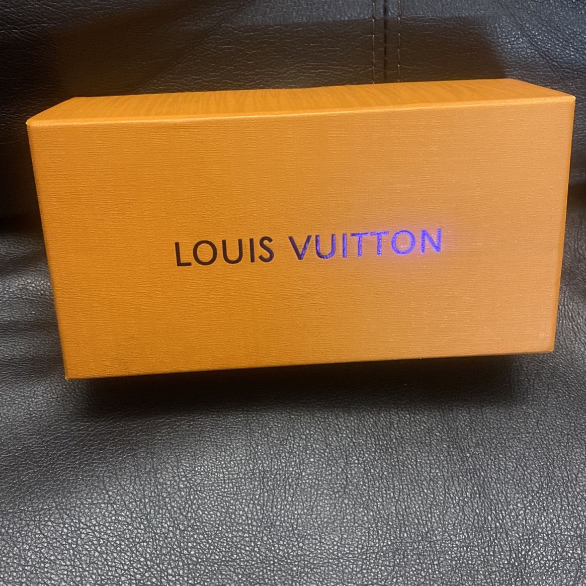 Louis Vuitton Sunglasses for Sale in Beverly Hills, CA - OfferUp