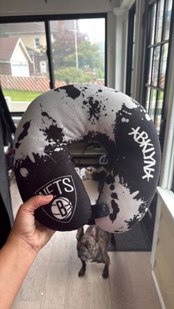 Travel pillow