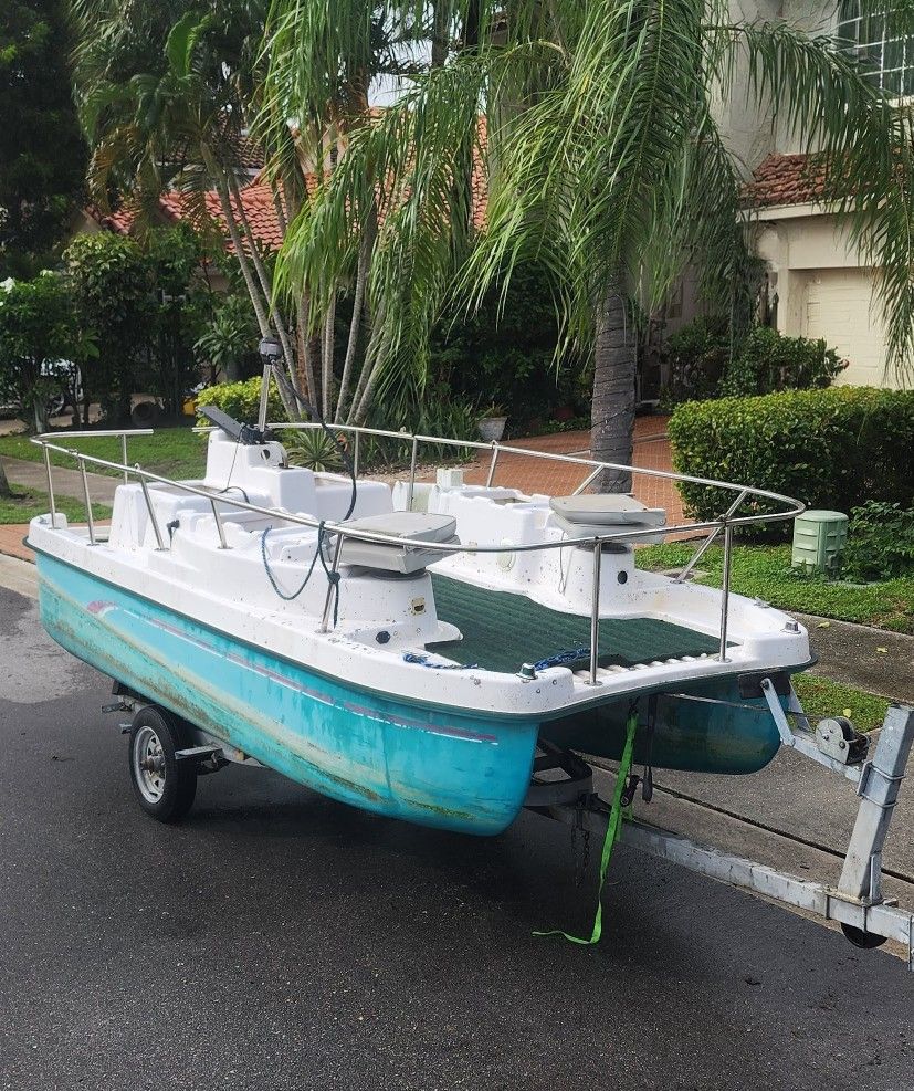 Eldebo Electric Boat And Trailer