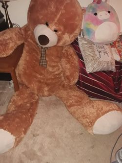 Huge teddy bear