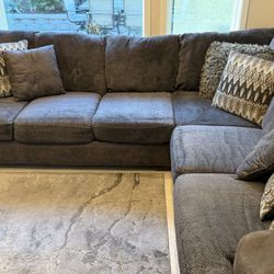 Sectional Living Room Furniture 