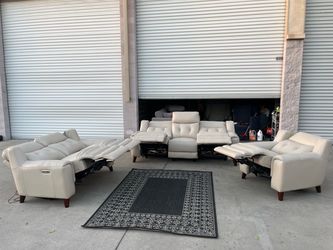 Malibu 3-Piece Top Grain Leather Power Reclining Set – Like New + FREE Delivery Available 🚚