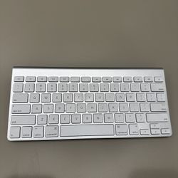 Apple Wireless Keyboard 