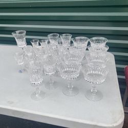 Gorham Crystal De Medici Glasses Lot Water, Wine, Sorbet, Shots, Etc. Very Nice Set No chips no cracks 