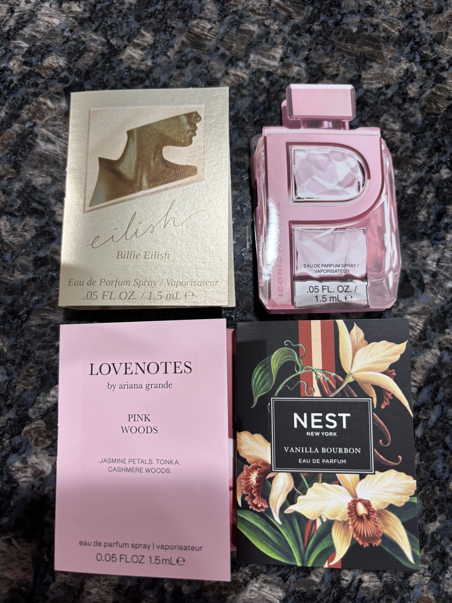 NEW SET OF 4 WOMENS PERFUME SAMPLES $5 For All!