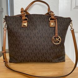 Michael Kors Tote