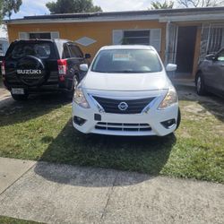 2017 Nissan Versa