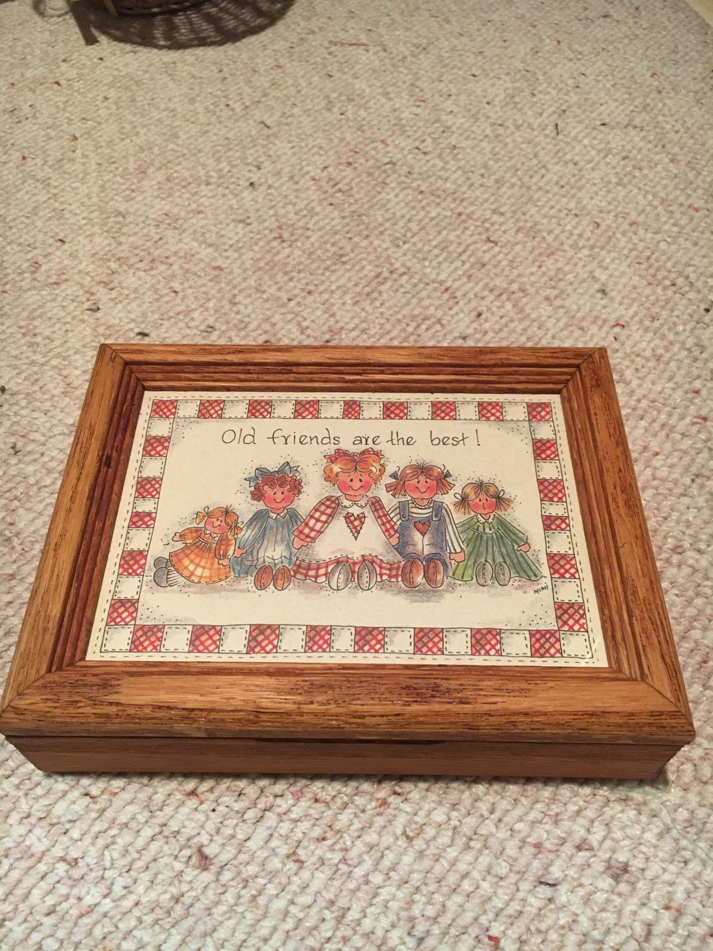 Wooden keepsake box