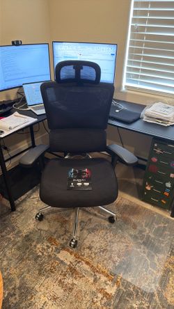 Ergonomic Mesh Office Chair with ELEMAX Massage Lumbar Support