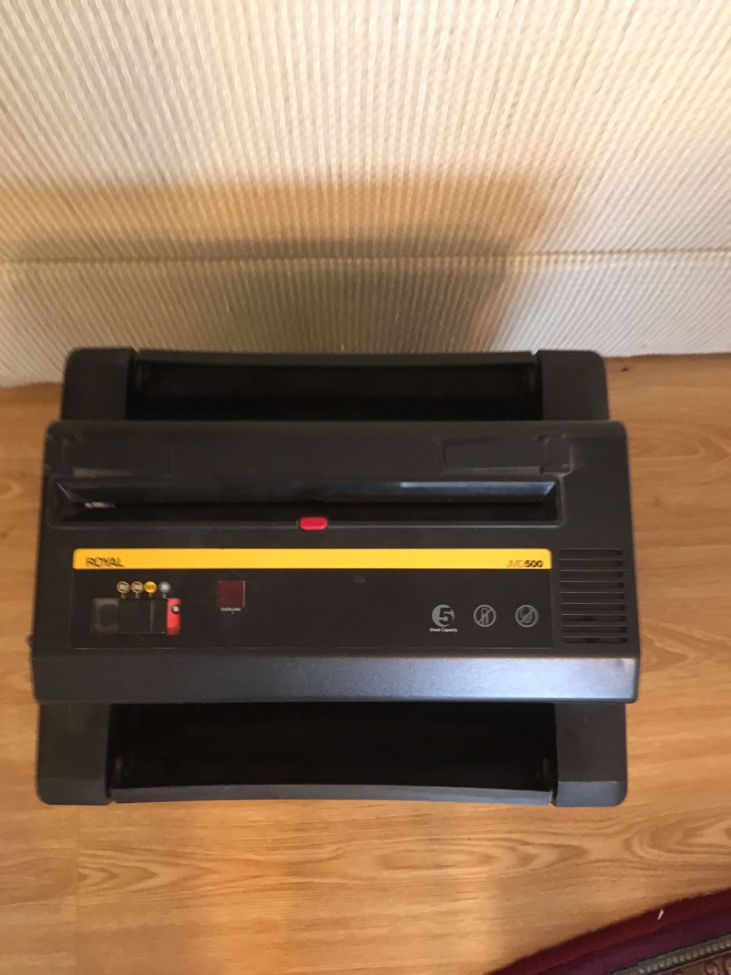 Electric paper shredder