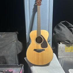 Yamaha Fs700s Guitar