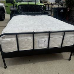Full Size Bed Frame Set