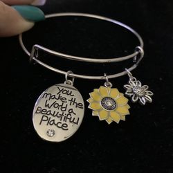 You Make The World A Beautiful Place Bangle Bracelet