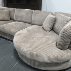 New Sectional With LARGE WIDE CHAISE Sofa Couch 125”