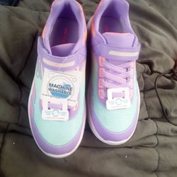 Brand New Skechers Size 2.5