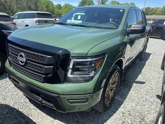 2024 Nissan TITAN