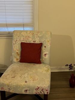 Floral Printed  Living Room Chair