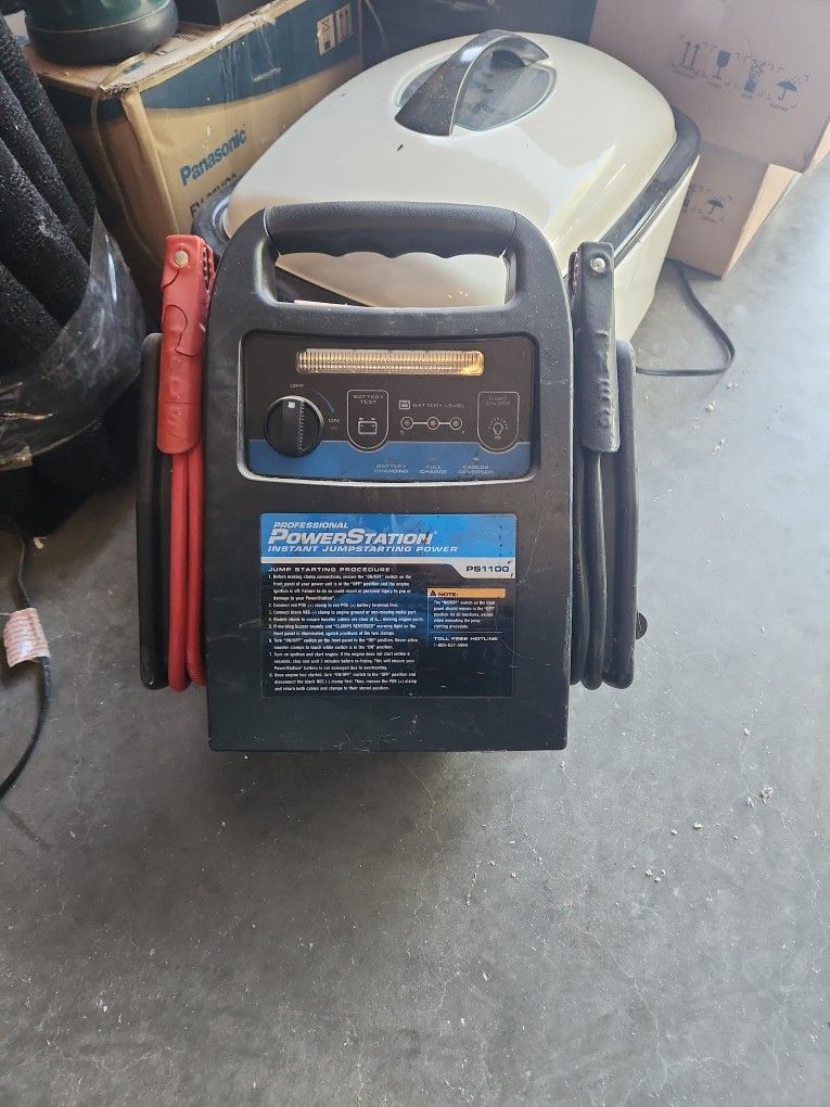 Professional PowerStation PS1100