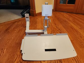 Monitor mounting system