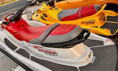 2 Jet ski’s 1999 Kawasaki 900, 2004 Polaris 1200