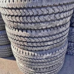 265 70 17 FIRESTONE Tires with 80% of useful life all 4 Seth de Llantas Con 80% de vida las 4