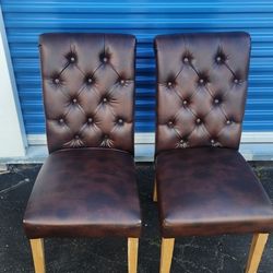 Set of 2 Tufted Dining Chairs – Brown Leather Look / Wood Legs