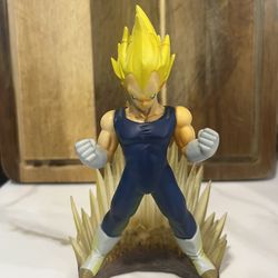 Dragonball Z - posed figures (Trunks, Vegeta) Made in Japan.   $25