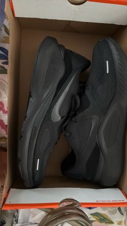 Nike Structure 26